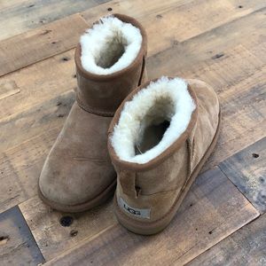 Ugg Classic Mini Kids Size 3